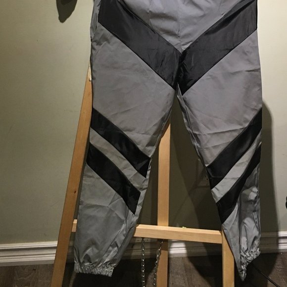 Reflective sweat suit - Picture 4 of 6